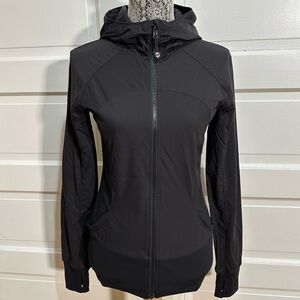 Lululemon In Flux Jacket Hoodie Size 10 Black Dance Studio Flattering Fit $128